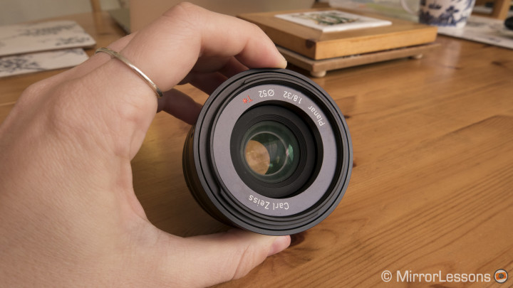 zeiss touit 32mm f/1.8 review