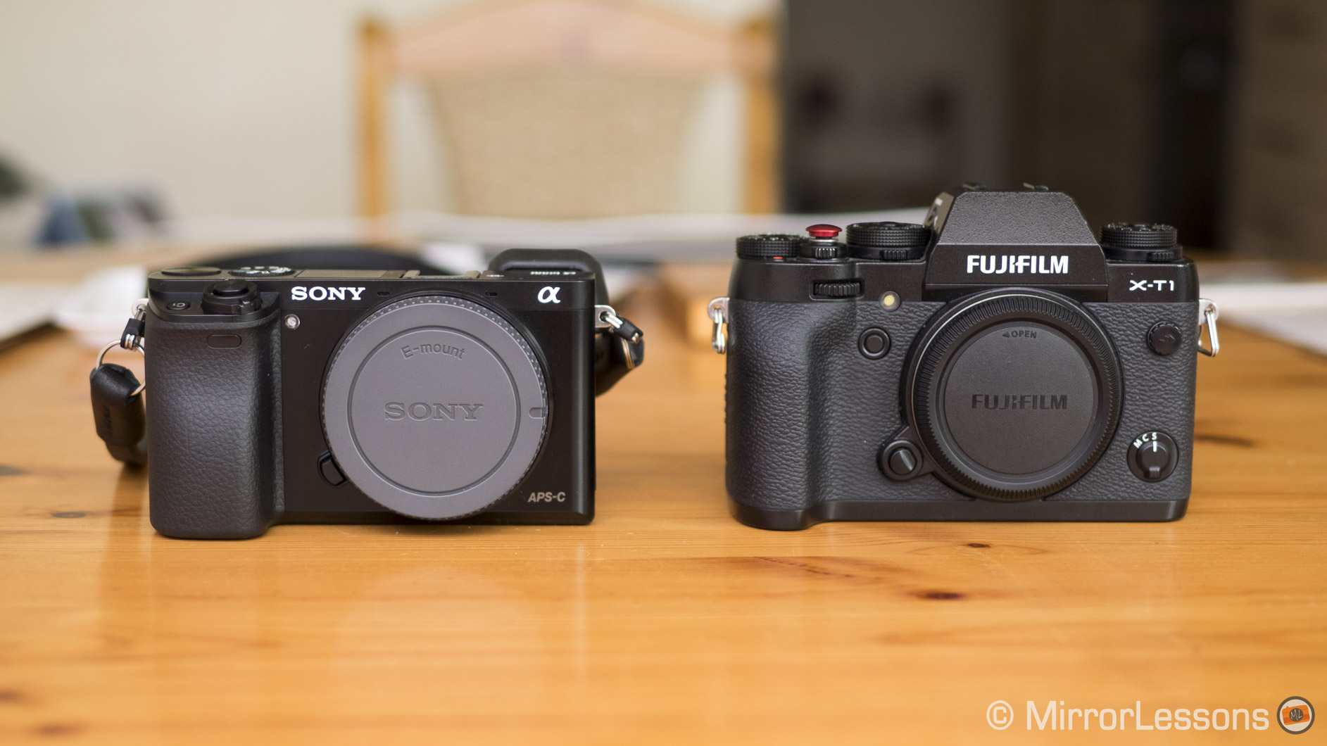vlot Baffle Verbinding Opponents in the APS-C Realm – Sony A6000 vs. Fujifilm X-T1