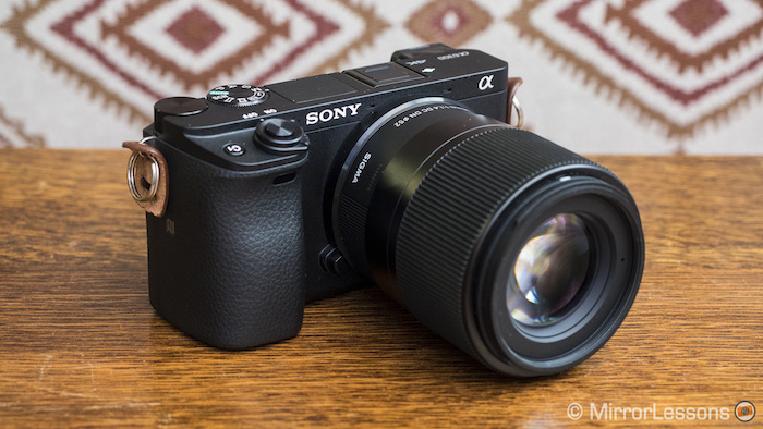 Sigma 30mm F/1.4 DC DN Contemporary Lens Sony E-Mount – 64GB Bundle